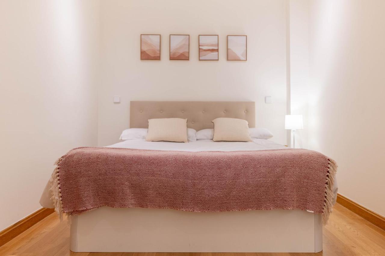 Amazing Apartment In Huertas Madrid Eksteriør bilde