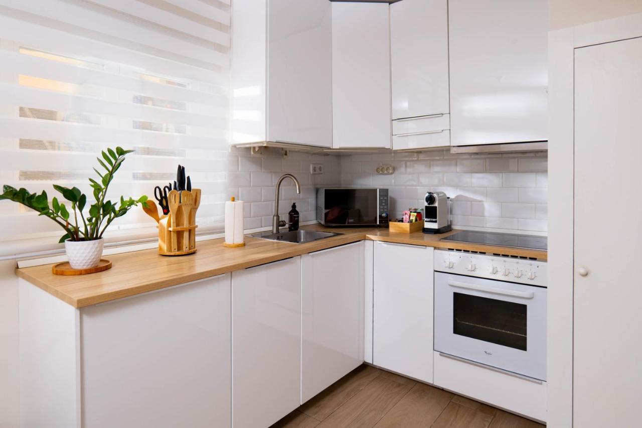 Amazing Apartment In Huertas Madrid Eksteriør bilde